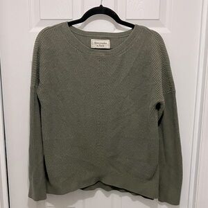 Abercrombie & Fitch Sweater